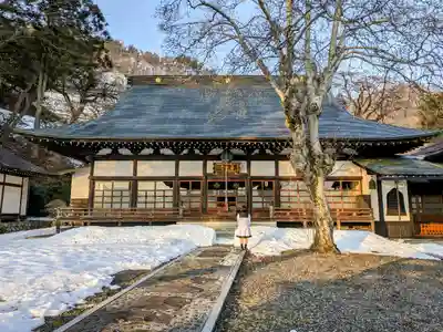 諏訪善光寺の本殿・本堂