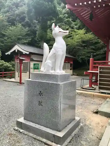 長門湯本豊川稲荷の狛犬