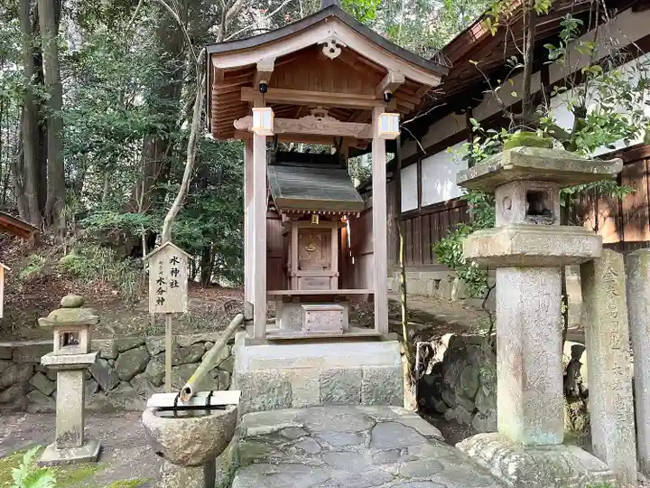 往馬坐伊古麻都比古神社(奈良県)