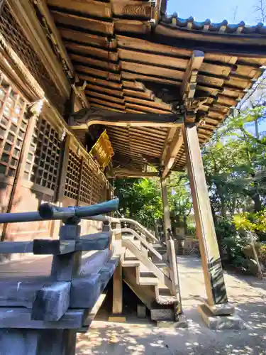 内母神社の本殿・本堂