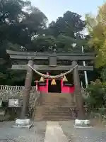 八幡宮來宮神社の{uncategorized: "未分類", other: "その他", undefined: "問題あり", building: "その他建物", grave: "お墓", sacred_gate: "鳥居", guardian: "狛犬", statue: "像", buddha: "仏像", history: "歴史", nature: "自然", garden: "庭園", animal: "動物", pagoda: "塔", temizu: "手水舎", mountain_gate: "山門・神門", sanctuary: "本殿・本堂", subordinate: "末社・摂社", art: "芸術", scenery: "景色", jizo: "地蔵", ema: "絵馬", goshuin: "御朱印", omikuji: "おみくじ", items: "授与品その他", amulet: "お守り", goshuincho: "御朱印帳", eats: "食事", festival: "お祭り", votive_dance: "神楽", shichigosan: "七五三参", wedding: "結婚式", experience: "体験その他", initially: "初詣", around: "周辺", anti_infection: "感染症対策"}