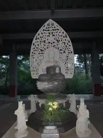 法眼寺の本殿・本堂