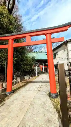 東山稲荷神社の鳥居