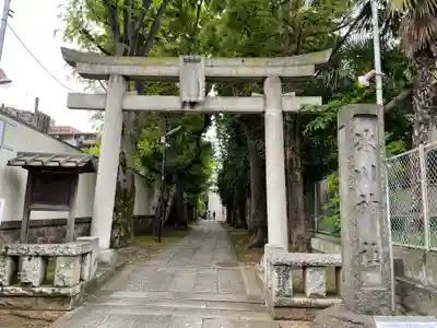 桐ヶ谷氷川神社の鳥居