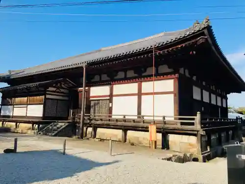 當麻寺の本殿・本堂