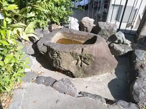 松岡神社の手水舎