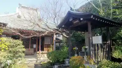 常性寺の本殿・本堂
