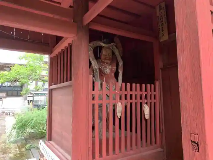 薬王院円如寺の像