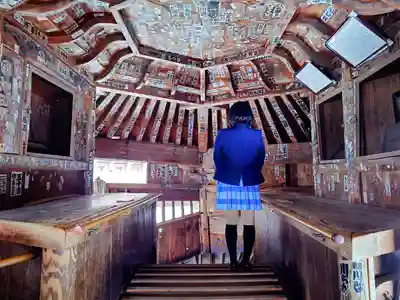 円通三匝堂(さざえ堂)の本殿・本堂