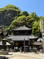 宝山寺の{uncategorized: "未分類", other: "その他", undefined: "問題あり", building: "その他建物", grave: "お墓", sacred_gate: "鳥居", guardian: "狛犬", statue: "像", buddha: "仏像", history: "歴史", nature: "自然", garden: "庭園", animal: "動物", pagoda: "塔", temizu: "手水舎", mountain_gate: "山門・神門", sanctuary: "本殿・本堂", subordinate: "末社・摂社", art: "芸術", scenery: "景色", jizo: "地蔵", ema: "絵馬", goshuin: "御朱印", omikuji: "おみくじ", items: "授与品その他", amulet: "お守り", goshuincho: "御朱印帳", eats: "食事", festival: "お祭り", votive_dance: "神楽", shichigosan: "七五三参", wedding: "結婚式", experience: "体験その他", initially: "初詣", around: "周辺", anti_infection: "感染症対策"}