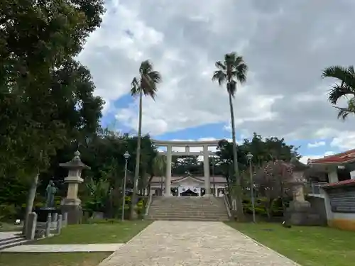 沖縄県護国神社の鳥居