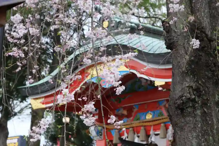 川越八幡宮の{uncategorized: "未分類", other: "その他", undefined: "問題あり", building: "その他建物", grave: "お墓", sacred_gate: "鳥居", guardian: "狛犬", statue: "像", buddha: "仏像", history: "歴史", nature: "自然", garden: "庭園", animal: "動物", pagoda: "塔", temizu: "手水舎", mountain_gate: "山門・神門", sanctuary: "本殿・本堂", subordinate: "末社・摂社", art: "芸術", scenery: "景色", jizo: "地蔵", ema: "絵馬", goshuin: "御朱印", omikuji: "おみくじ", items: "授与品その他", amulet: "お守り", goshuincho: "御朱印帳", eats: "食事", festival: "お祭り", votive_dance: "神楽", shichigosan: "七五三参", wedding: "結婚式", experience: "体験その他", initially: "初詣", around: "周辺", anti_infection: "感染症対策"}