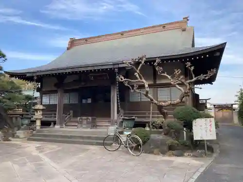 法源寺の本殿・本堂