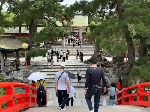 住吉大社の{uncategorized: "未分類", other: "その他", undefined: "問題あり", building: "その他建物", grave: "お墓", sacred_gate: "鳥居", guardian: "狛犬", statue: "像", buddha: "仏像", history: "歴史", nature: "自然", garden: "庭園", animal: "動物", pagoda: "塔", temizu: "手水舎", mountain_gate: "山門・神門", sanctuary: "本殿・本堂", subordinate: "末社・摂社", art: "芸術", scenery: "景色", jizo: "地蔵", ema: "絵馬", goshuin: "御朱印", omikuji: "おみくじ", items: "授与品その他", amulet: "お守り", goshuincho: "御朱印帳", eats: "食事", festival: "お祭り", votive_dance: "神楽", shichigosan: "七五三参", wedding: "結婚式", experience: "体験その他", initially: "初詣", around: "周辺", anti_infection: "感染症対策"}