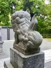 南大沢八幡神社の狛犬