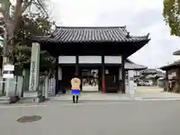 圓明寺(円明寺)の山門・神門