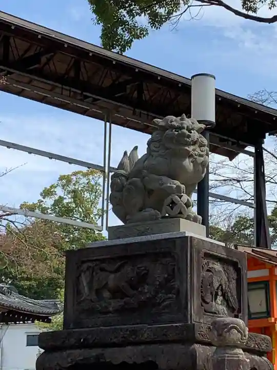八坂神社(祇園さん)の狛犬