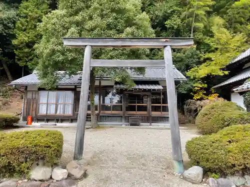 高士之宮比地神社の鳥居