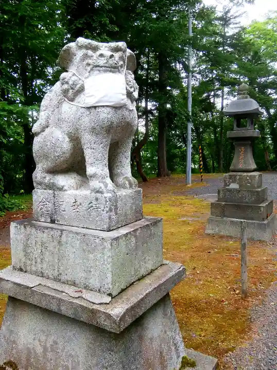 八幡神社の狛犬