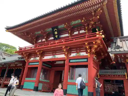 鶴岡八幡宮の本殿・本堂