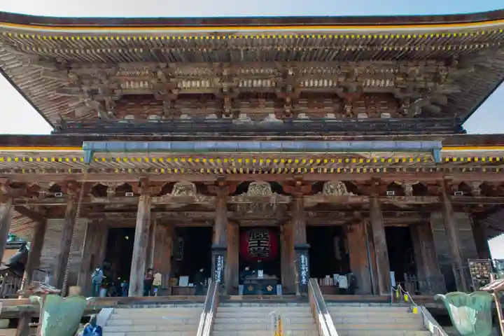 金峯山寺の本殿・本堂