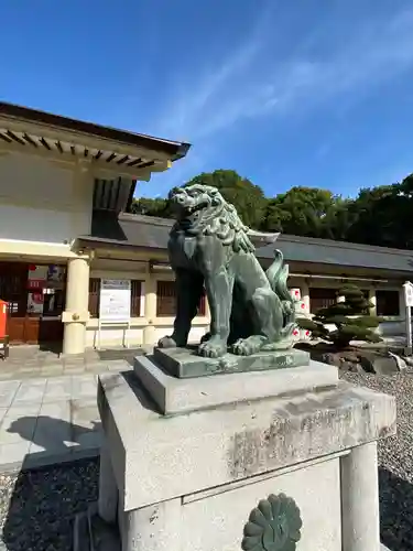 愛知縣護國神社の狛犬