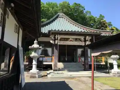 日輪寺の本殿・本堂