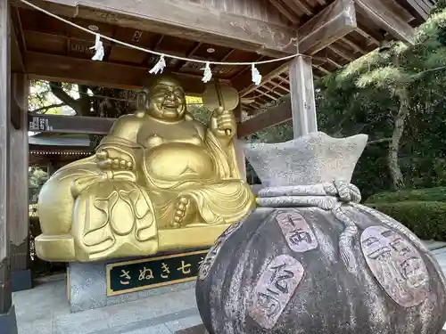 田村神社の像