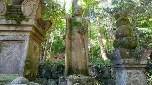 岩殿山安楽寺（吉見観音）の仏像