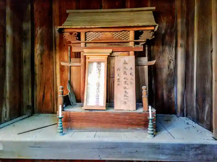 神明社(稲島)の末社・摂社