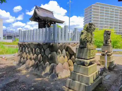 江嵜社（江崎神社）の本殿