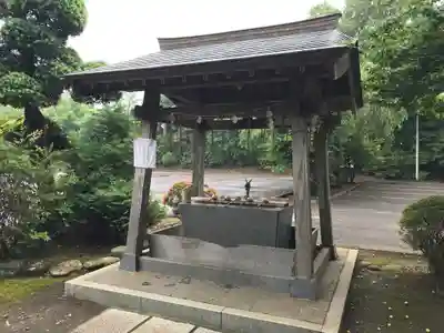 八街神社の手水舎