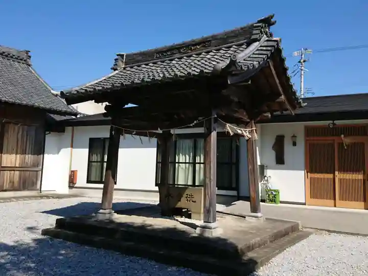 熊野社の手水舎