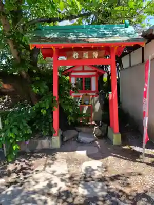 愛染堂勝鬘院の末社・摂社