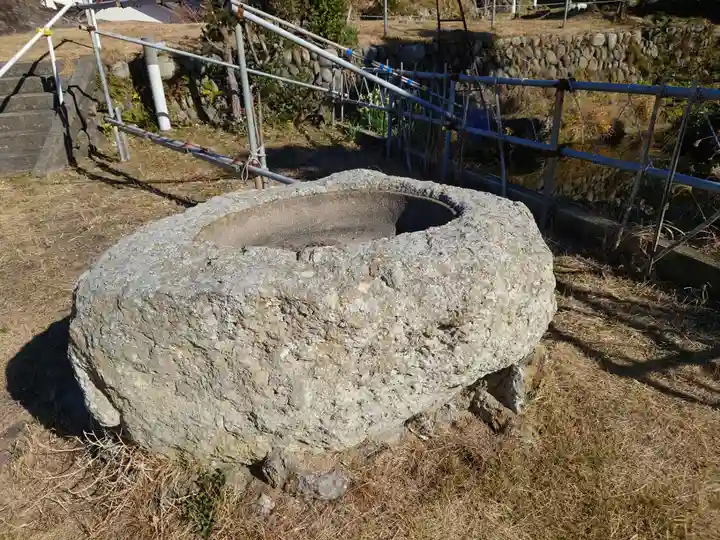 布良崎神社の手水舎