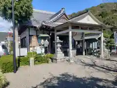 八大白龍大神の本殿