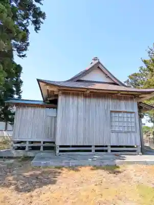 神明宮の{uncategorized: "未分類", other: "その他", undefined: "問題あり", building: "その他建物", grave: "お墓", sacred_gate: "鳥居", guardian: "狛犬", statue: "像", buddha: "仏像", history: "歴史", nature: "自然", garden: "庭園", animal: "動物", pagoda: "塔", temizu: "手水舎", mountain_gate: "山門・神門", sanctuary: "本殿・本堂", subordinate: "末社・摂社", art: "芸術", scenery: "景色", jizo: "地蔵", ema: "絵馬", goshuin: "御朱印", omikuji: "おみくじ", items: "授与品その他", amulet: "お守り", goshuincho: "御朱印帳", eats: "食事", festival: "お祭り", votive_dance: "神楽", shichigosan: "七五三参", wedding: "結婚式", experience: "体験その他", initially: "初詣", around: "周辺", anti_infection: "感染症対策"}