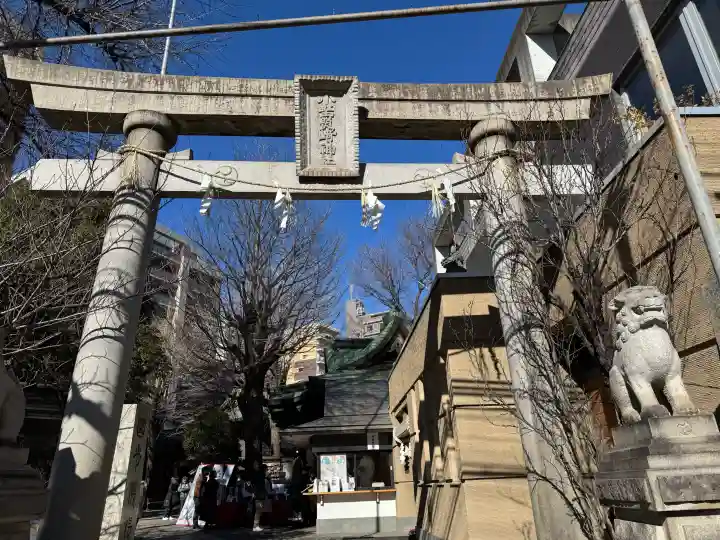 小野照崎神社の{uncategorized: "未分類", other: "その他", undefined: "問題あり", building: "その他建物", grave: "お墓", sacred_gate: "鳥居", guardian: "狛犬", statue: "像", buddha: "仏像", history: "歴史", nature: "自然", garden: "庭園", animal: "動物", pagoda: "塔", temizu: "手水舎", mountain_gate: "山門・神門", sanctuary: "本殿・本堂", subordinate: "末社・摂社", art: "芸術", scenery: "景色", jizo: "地蔵", ema: "絵馬", goshuin: "御朱印", omikuji: "おみくじ", items: "授与品その他", amulet: "お守り", goshuincho: "御朱印帳", eats: "食事", festival: "お祭り", votive_dance: "神楽", shichigosan: "七五三参", wedding: "結婚式", experience: "体験その他", initially: "初詣", around: "周辺", anti_infection: "感染症対策"}