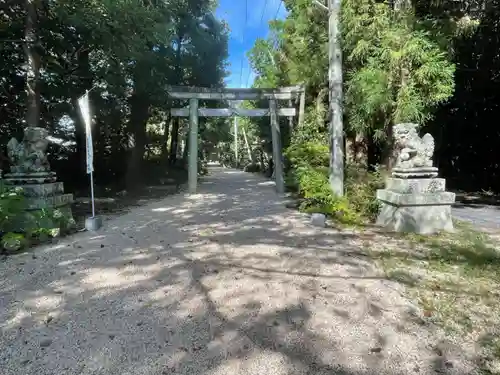 亀山八幡神社の鳥居