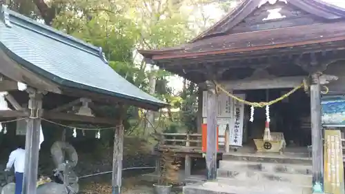 紫尾神社の本殿