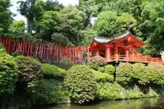 根津神社の末社