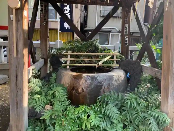 矢先稲荷神社の手水舎