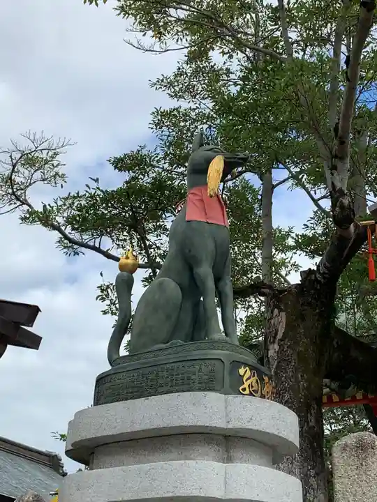 伏見稲荷大社の狛犬