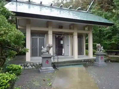 白山神社の本殿・本堂