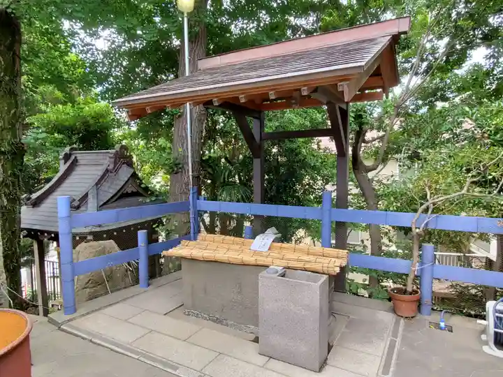 元神明宮の手水舎