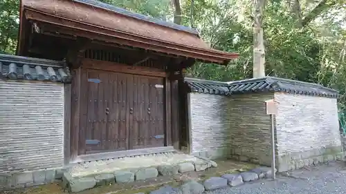 熱田神宮の山門・神門