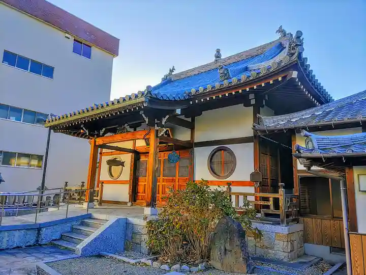 東輪寺の本殿・本堂