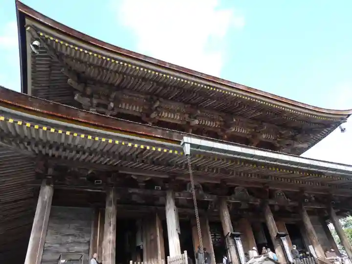 金峯山寺の本殿・本堂