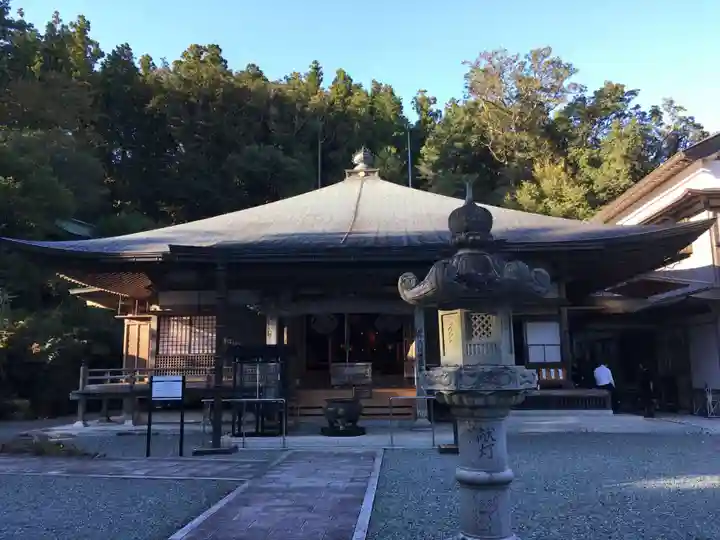 阿弥陀寺の本殿・本堂