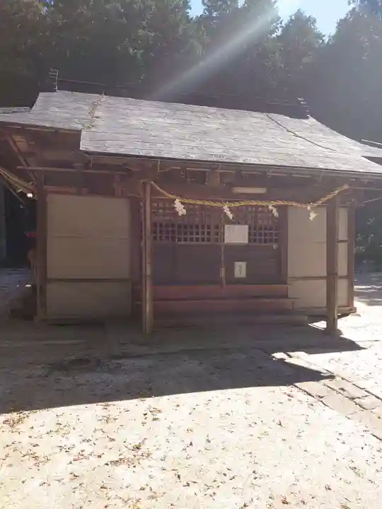 三所神社の本殿・本堂